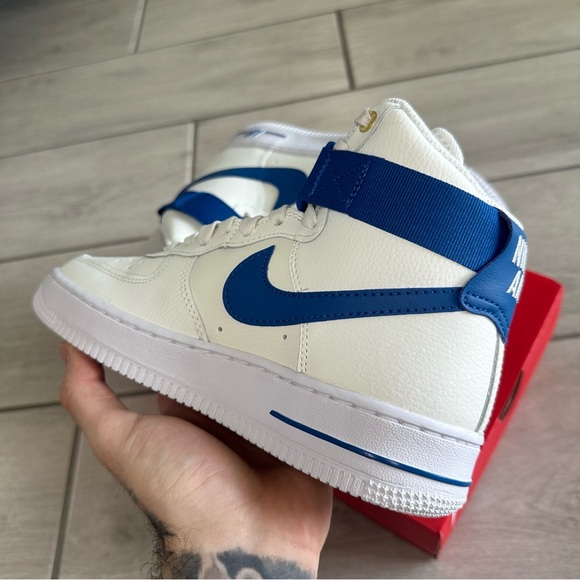 NIKE AIR FORCE 1 HIGH CREAM BLUE - Picture 2 of 3